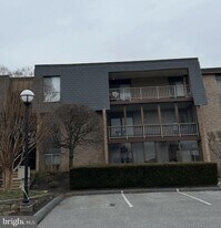 3202 Old Post Dr in Pikesville, MD - Building Photo