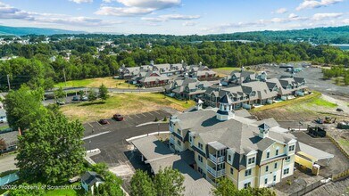 40 Zackery Way in Old Forge, PA - Building Photo - Building Photo