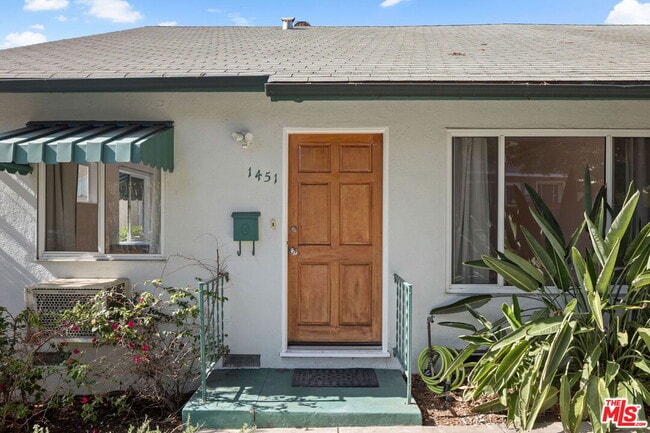 1451 Armadale Ave in Los Angeles, CA - Building Photo - Building Photo