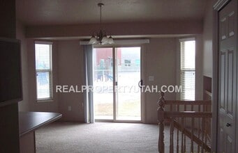 5620 S 4650 W in Hooper, UT - Building Photo - Building Photo