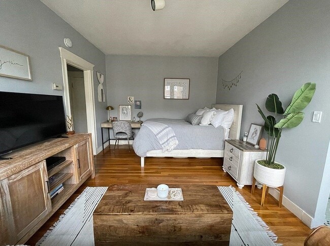 1625 Commonwealth Ave in Boston, MA - Building Photo - Building Photo