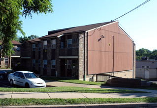 Galilee Village in Levittown, PA - Building Photo - Building Photo