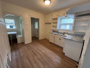 1085 Dietz Ave in Akron, OH - Building Photo - Building Photo
