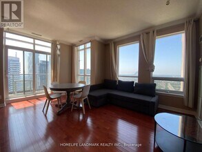 388-3388 Prince of Wales Dr in Mississauga, ON - Building Photo - Building Photo
