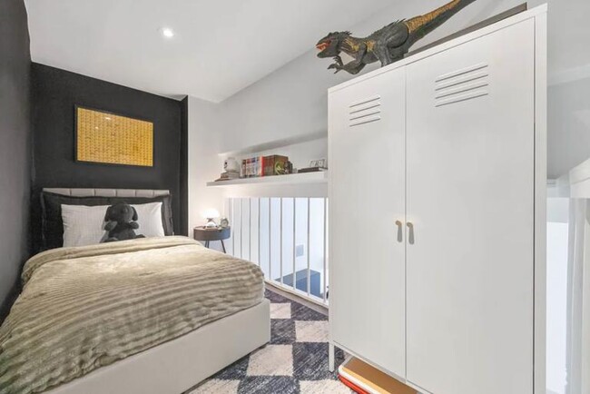 77 Fulton St in New York, NY - Building Photo - Building Photo