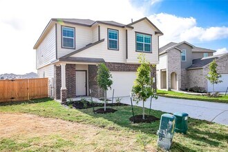 140 Joe Kidd Ln in Jarrell, TX - Building Photo - Building Photo