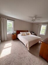 1332 Culpepper Dr in Naperville, IL - Building Photo - Building Photo