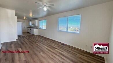 4812 W Westpoint Dr in West Valley City, UT - Building Photo - Building Photo