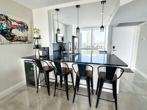 521 N Riverside Dr, Unit 604 in Pompano Beach, FL - Building Photo - Building Photo