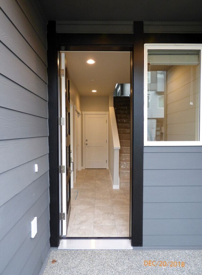 3230 148th St SW in Lynnwood, WA - Foto de edificio - Building Photo