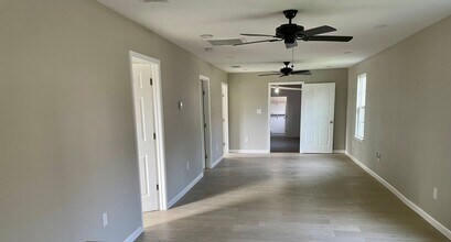 503 Hill St in Copperas Cove, TX - Building Photo - Building Photo