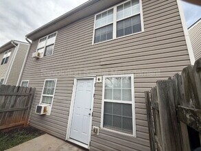 3045 Lakeside Cir in Covington, GA - Building Photo - Building Photo