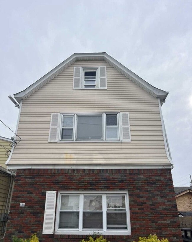 234 Wallington Ave, Unit 234 Wallington Ave Unit #