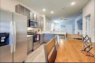 4444 Kiowa Pass in San Antonio, TX - Building Photo - Building Photo