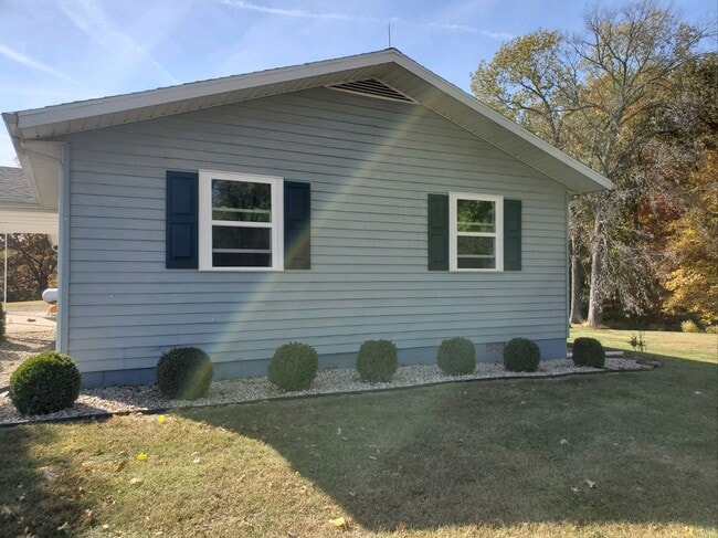 475 County Rd 525 N in Toledo, IL - Building Photo - Building Photo