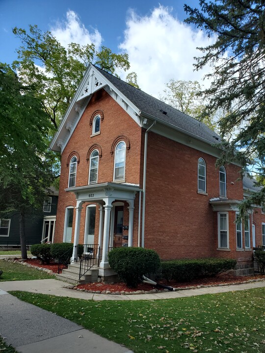 603 Lawrence St in Ann Arbor, MI - Building Photo