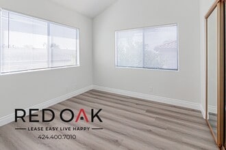 1250 W Gardena Blvd in Gardena, CA - Foto de edificio - Building Photo