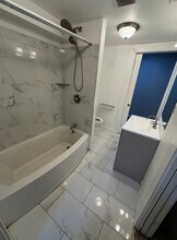 2529 Poplar Ave in Kansas City, MO - Foto de edificio - Building Photo