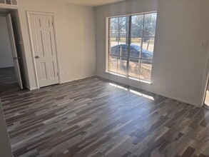 2903 Clarksville St in Paris, TX - Building Photo - Building Photo