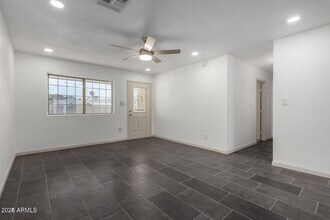 15840 North 22nd St in Phoenix, AZ - Building Photo - Building Photo