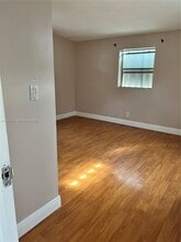 410 N 58th Ave in Hollywood, FL - Building Photo - Building Photo