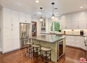 13239 Addison St in Los Angeles, CA - Building Photo - Building Photo