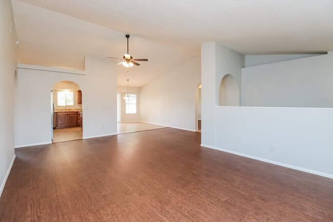 7113 E Greenway St in Mesa, AZ - Building Photo - Building Photo