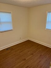 407 Whitney St in Johnson City, TN - Building Photo - Building Photo