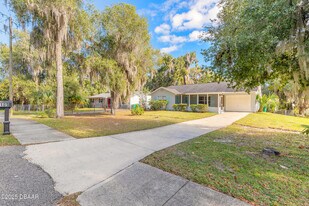109 S Colorado Ave in DeLand, FL - Building Photo