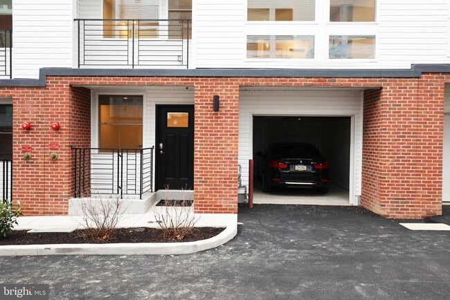property at 1500 N Randolph St
