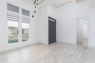 36 N 24th St in McAllen, TX - Building Photo - Building Photo