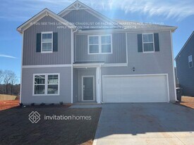 242 Green Pasture Rd in Fountain Inn, SC - Building Photo