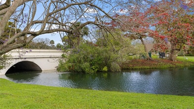 2710 Nassau Bend in Coconut Creek, FL - Foto de edificio - Building Photo