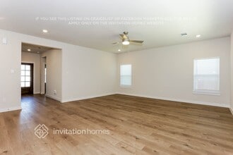 419 Amberville Dr in Red Oak, TX - Building Photo - Building Photo