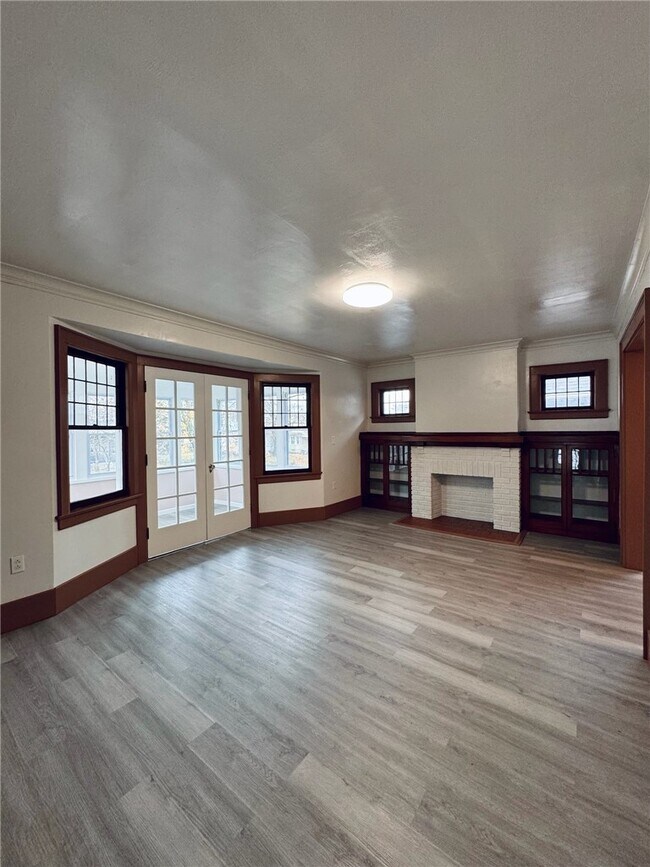 543 Brooks Ave in Rochester, NY - Building Photo - Building Photo