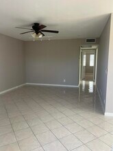 410 Brighton J in Boca Raton, FL - Building Photo - Building Photo
