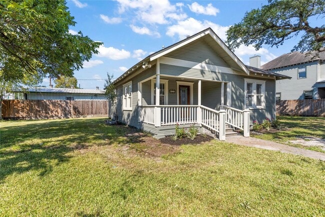 property at 801 E 24th St