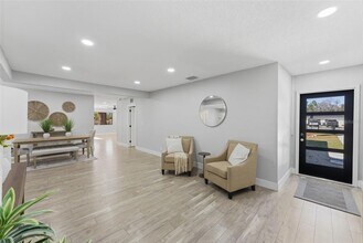 1566 Woodfield Ct in Lutz, FL - Building Photo - Building Photo