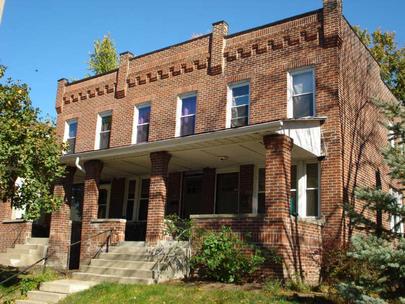 2350 Summit St in Columbus, OH - Building Photo