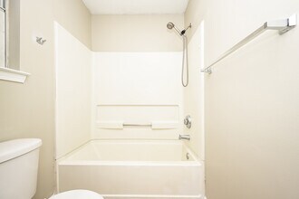 419 Tina Hely Ct in Stockbridge, GA - Building Photo - Building Photo