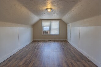 837 Wayside Rd-Unit -5 in Cleveland, OH - Building Photo - Building Photo