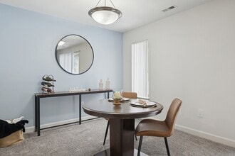 ReNew Franklin Hills in Southfield, MI - Building Photo - Building Photo