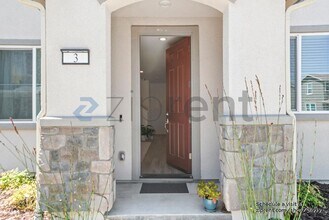 3 Cedar Ct in Pittsburg, CA - Building Photo - Building Photo