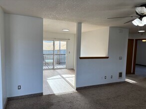 200-204 NE 7th St in Prineville, OR - Building Photo - Building Photo