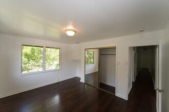 2260 Waiomao Rd, Unit Upstairs in Honolulu, HI - Building Photo - Building Photo
