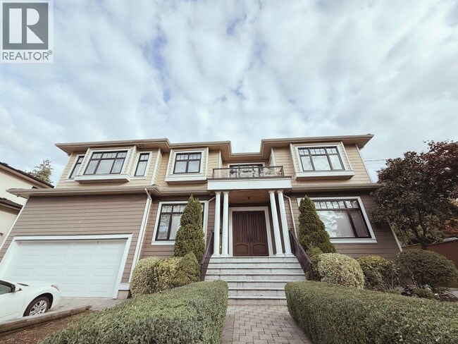 property at 4899 McKee Pl