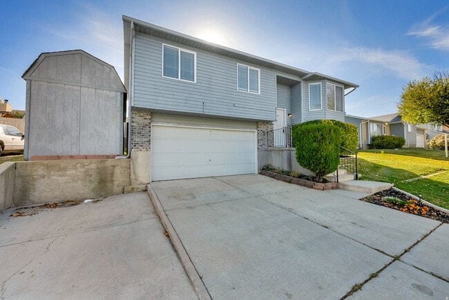 6939 W 4065 S in West Valley City, UT - Building Photo - Building Photo