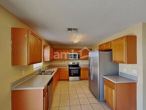 357 Sky Valley St in Clermont, FL - Building Photo - Building Photo