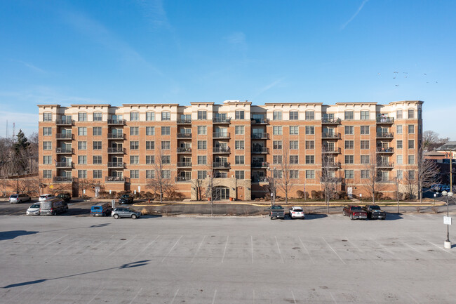 Prairie Town Center in Oak Lawn, IL - Building Photo - Building Photo