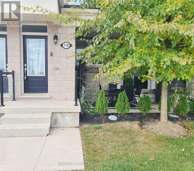 118 Daylily Ln in Kitchener, ON - Building Photo - Building Photo